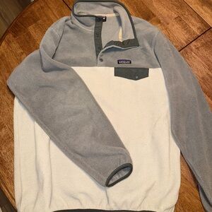 Patagonia fleece, size L